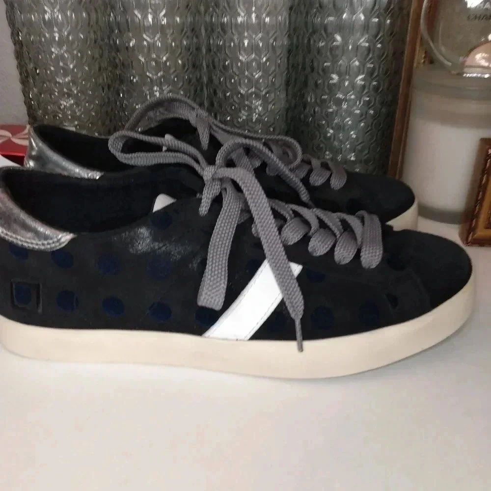 D.A.T.E suede navy polkadot sneakers Size 8 1/2